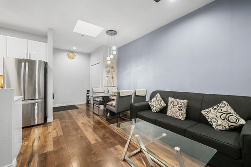 203-6460 Main St, Vancouver, BC, V5W2V4 | Card Image