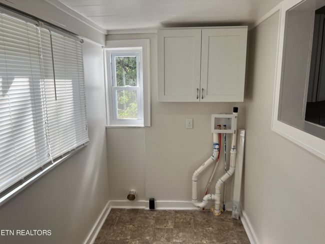1100 Biddle St, House other with 3 bedrooms, 1 bathrooms and null parking in Knoxville TN | Image 7