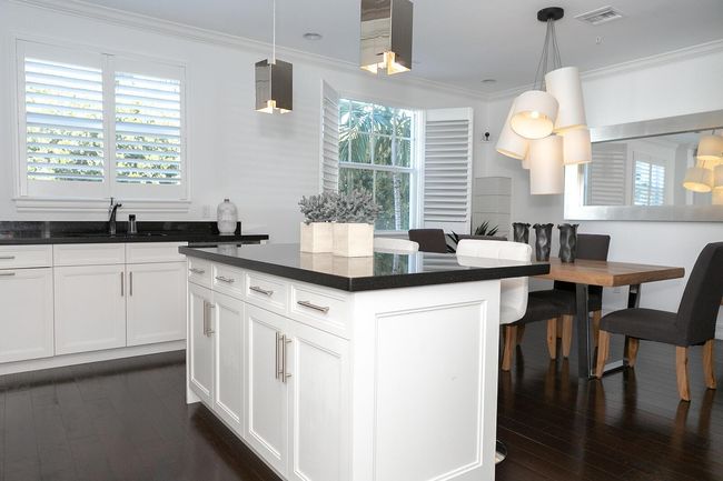 381 E Cannery Row Cir, Townhouse with 2 bedrooms, 4 bathrooms and null parking in Delray Beach FL | Image 6