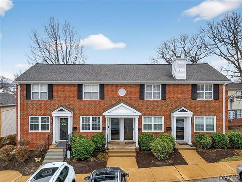 1518 Swallow Dr, Saint Louis, MO, 63144-1620 | Card Image