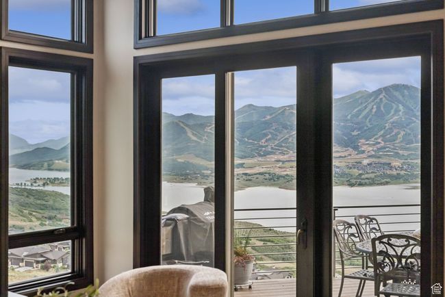 Detailed view of a water and mountain view | Image 28