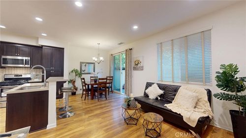 10351 Diamond Way, Pacoima, CA, 91331-2191 | Card Image
