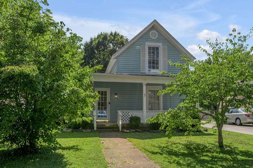 237 W Higgins St, Midway, KY, 40347-5038 | Card Image