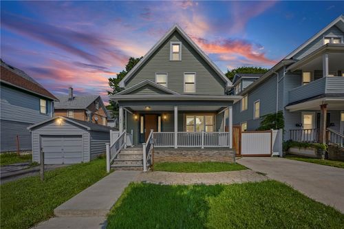 186 Hollenbeck St, Rochester, NY, 14621-3249 | Card Image