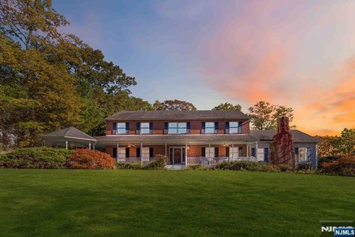 2 Upper Lake Rd, Oak Ridge, NJ, 07438-8859 | Card Image