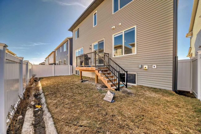 270 Carringham Road Nw, Home with 5 bedrooms, 3 bathrooms and 4 parking in Calgary AB | Image 47