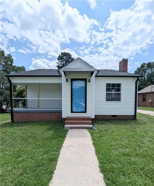 615 Midland Ave, Thomasville, NC, 27360-3032 | Card Image