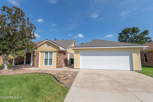 121 Sandest Dr, Lafayette, LA, 70508-6516 | Card Image