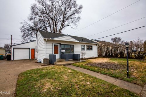 1141 W Avenue B, Bismarck, ND, 58501-2409 | Card Image