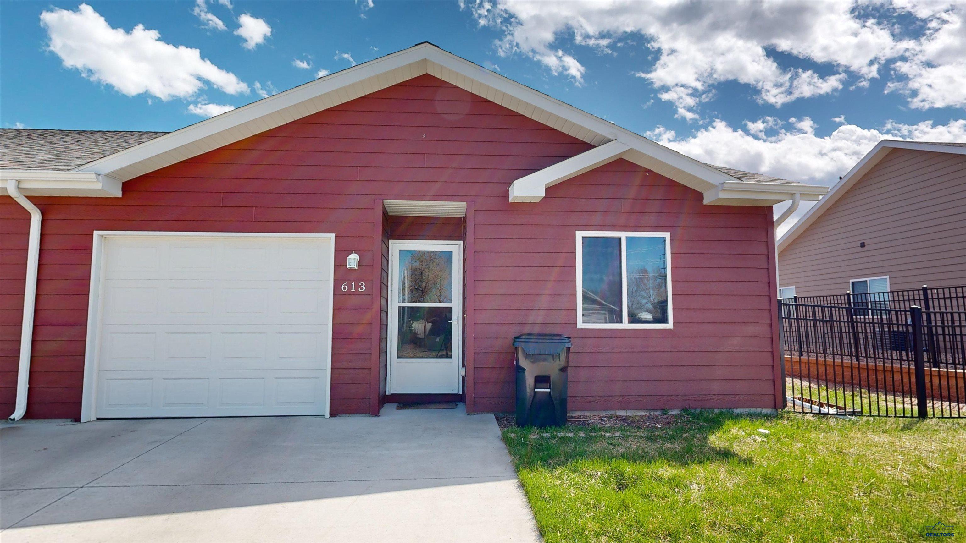 Kathryn Ave, Rapid City, SD 57701