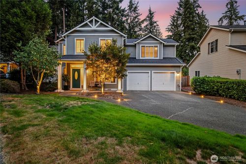 10829 47th Ave Se, Everett, WA, 98208-9697 | Card Image