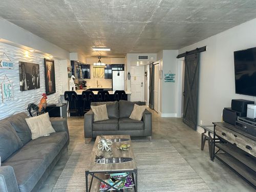 205-3570 S Ocean Boulevard, South Palm Beach, FL, 33480 | Card Image