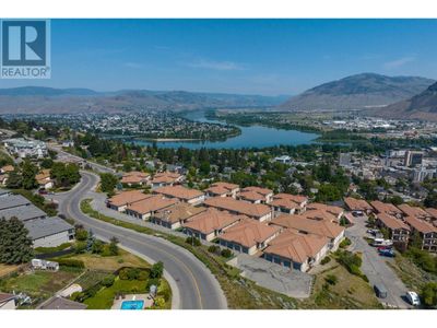 501 - 875 Sahali Terr, Home with 3 bedrooms, 3 bathrooms and 3 parking in Kamloops BC | Image 1