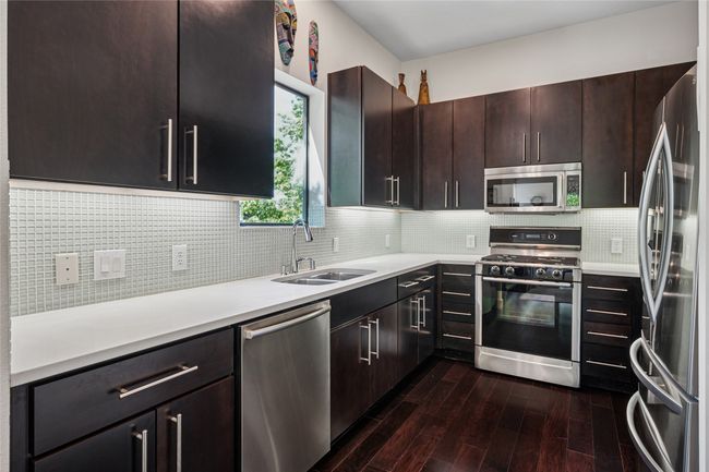 APT-32 - 4111 Newton Ave, Condo with 2 bedrooms, 3 bathrooms and null parking in Dallas TX | Image 18