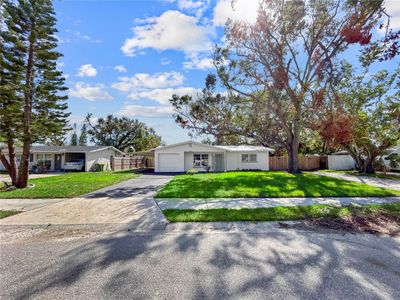 3834 Davis Boulevard, House other with 3 bedrooms, 2 bathrooms and null parking in SARASOTA FL | Image 2