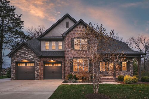 7247 Gregory Dr, Ooltewah, TN, 37363-2506 | Card Image