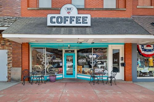 44 E Main St, Shelby, OH, 44875-1236 | Card Image