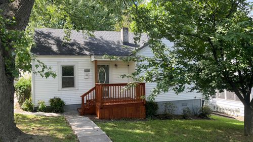 2444 Berkley Ave Sw, Roanoke, VA, 24015-5414 | Card Image