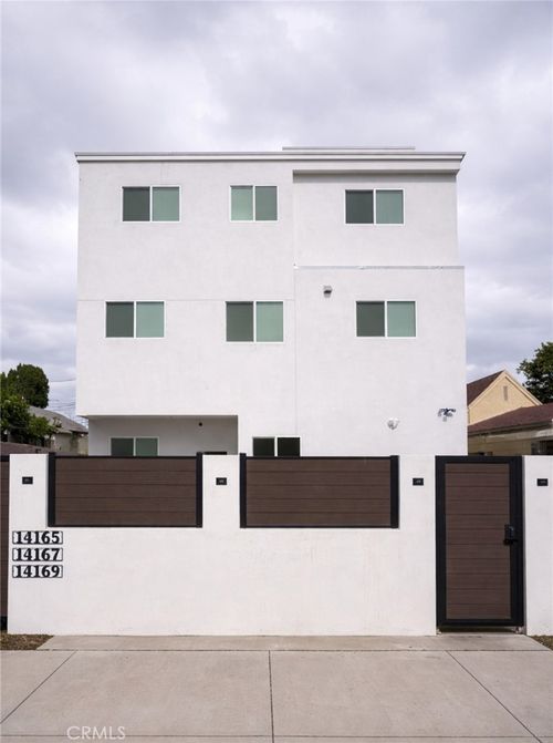 14169 Calvert, Van Nuys, CA, 91401 | Card Image