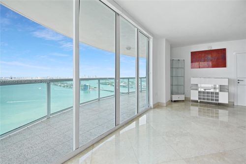 apt-3501-1800 N Bayshore Dr, Miami, FL, 33132-3233 | Card Image