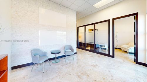 ste-108-10388 W State Road 84, Davie, FL, 33324-4252 | Card Image