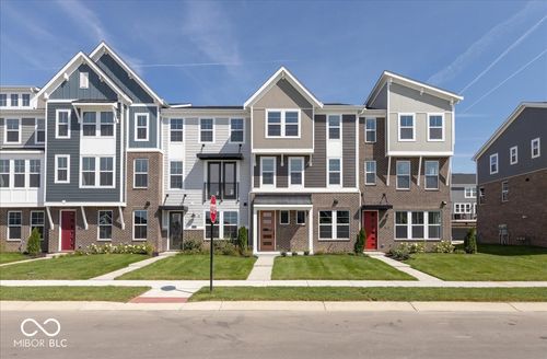 7339 Bayview Run, Mccordsville, IN, 46055-9841 | Card Image