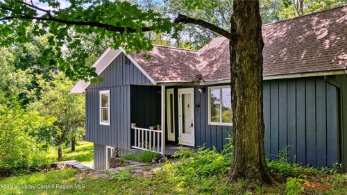 638 Fog Hill Rd, Austerlitz, NY, 12017-1716 | Card Image