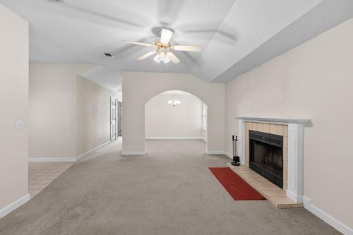 188 Wright Cir, Niceville, FL, 32578-4230 | Card Image