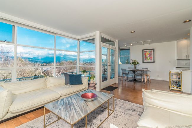 3762 W 13 Th Avenue, House other with 3 bedrooms, 2 bathrooms and 2 parking in Vancouver BC | Image 5