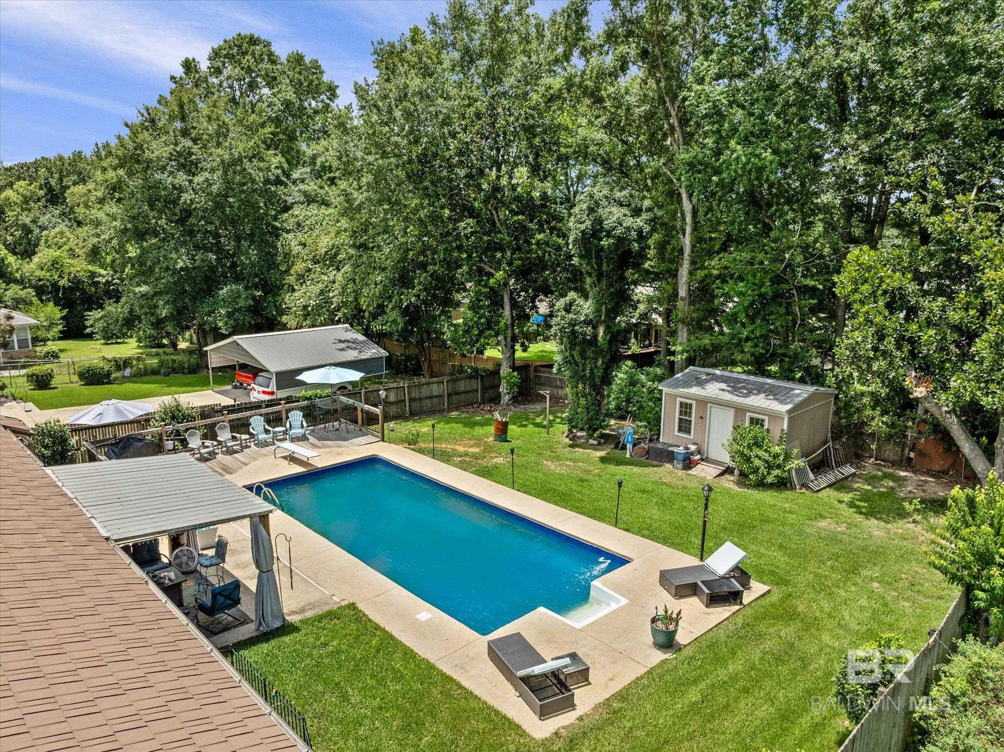 Stuart St, Daphne, AL 36526