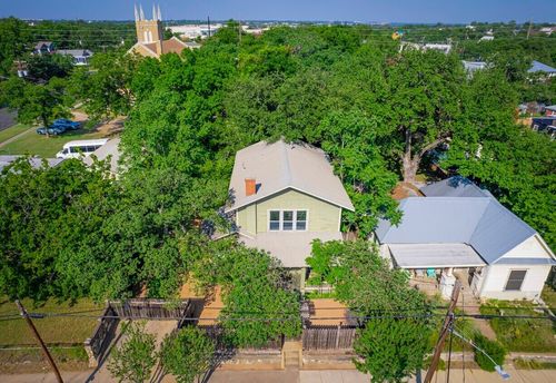 1159 Navasota St, Austin, TX, 78702-1914 | Card Image