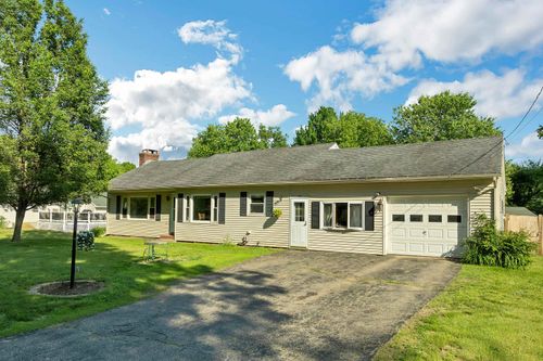 125 Woodland Ave, Gilford, NH, 03249-2227 | Card Image