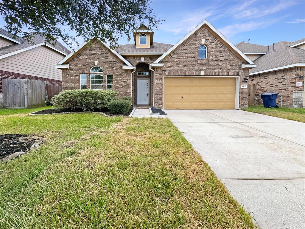 Bay Oaks Dr, Baytown, TX 77523