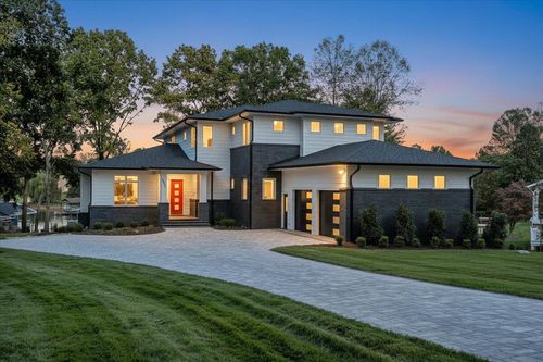 2650 Waters Edge Dr, Penhook, VA, 24137-5009 | Card Image