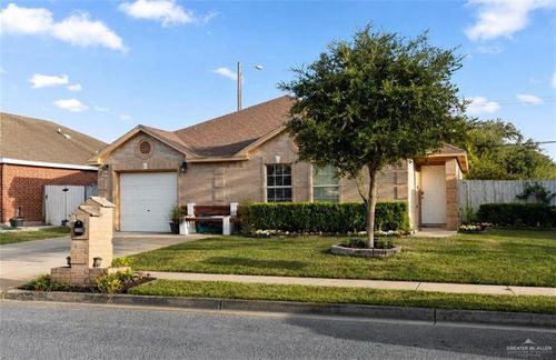 3209 Ozark Ave, McAllen, TX, 78504-1983 | Card Image