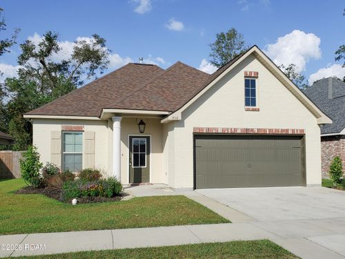 352 Lake Breeze Drive, Baton Rouge, LA, 70820 | Card Image