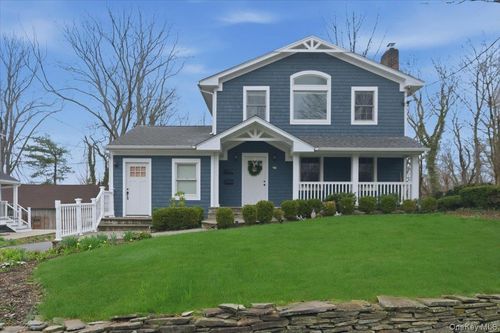 2-98 Nassau Rd, Huntington, NY, 11743-3600 | Card Image