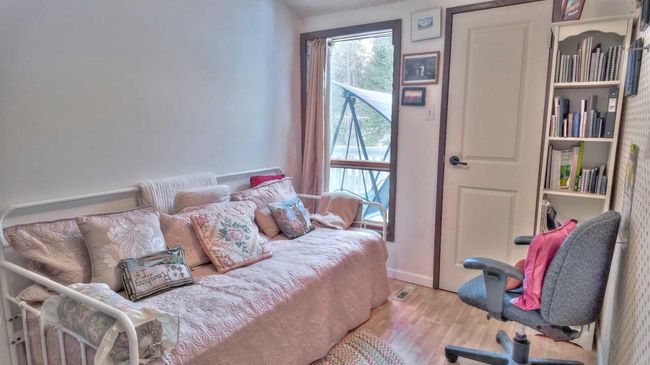 1001 9 Avenue, House other with 4 bedrooms, 2 bathrooms and 4 parking in Canmore AB | Image 13