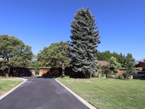 2755 N Edgewood Dr, Provo, UT, 84604-5930 | Card Image
