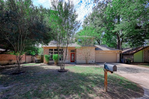 1909 Tickner St, Conroe, TX, 77301-1338 | Card Image