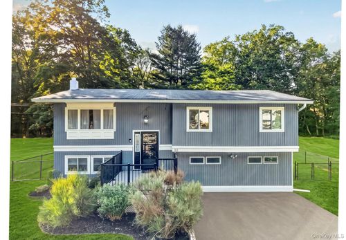 92 Boulevard ., Cornwall, NY, 12520 | Card Image