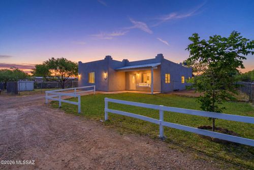 3105 W Century Dr, Benson, AZ, 85602-7784 | Card Image