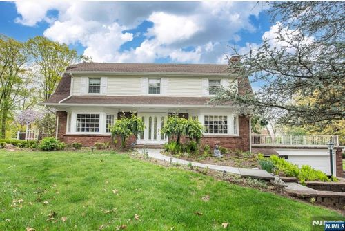 839 Rifle Camp Road, Woodland Park, NJ, 07424 | Card Image