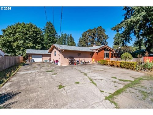 960 Grape St, Sweet Home, OR, 97386-2553 | Card Image