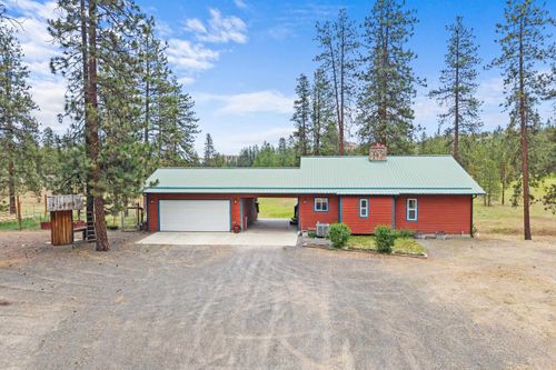 40048 Cayuse Cove Rd E, Davenport, WA, 99122-8709 | Card Image