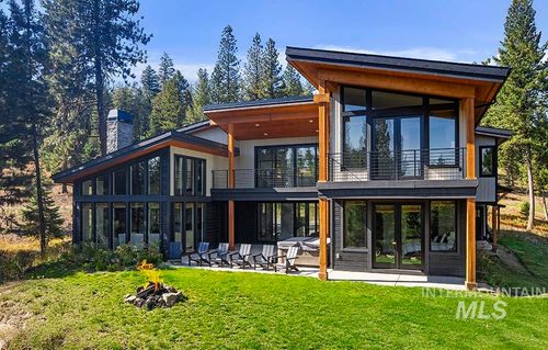 38 Bella Vista Ct, McCall, ID, 83638 | Card Image