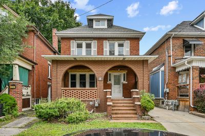 222 Province St S, House other with 4 bedrooms, 3 bathrooms and 4 parking in Hamilton ON | Image 1