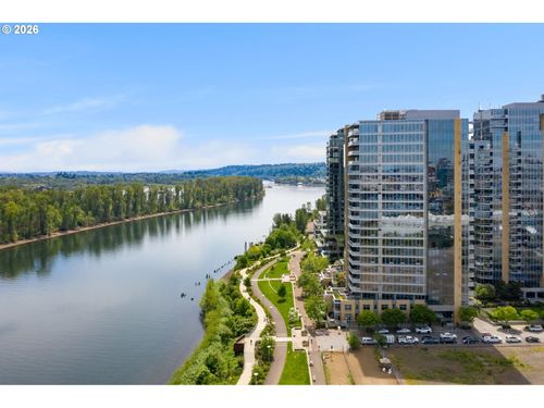 1711-3570 S River Pkwy, Portland, OR, 97239-4534 | Card Image