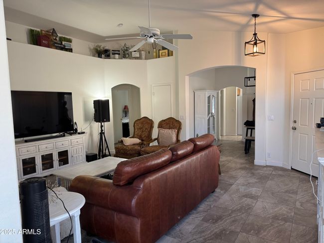 8927 W Paradise Dr, House other with 3 bedrooms, 2 bathrooms and null parking in Peoria AZ | Image 14