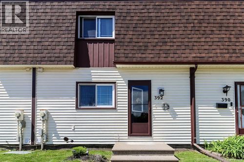 392 Molson Ave, Saint John, NB, E2M5Y4 | Card Image